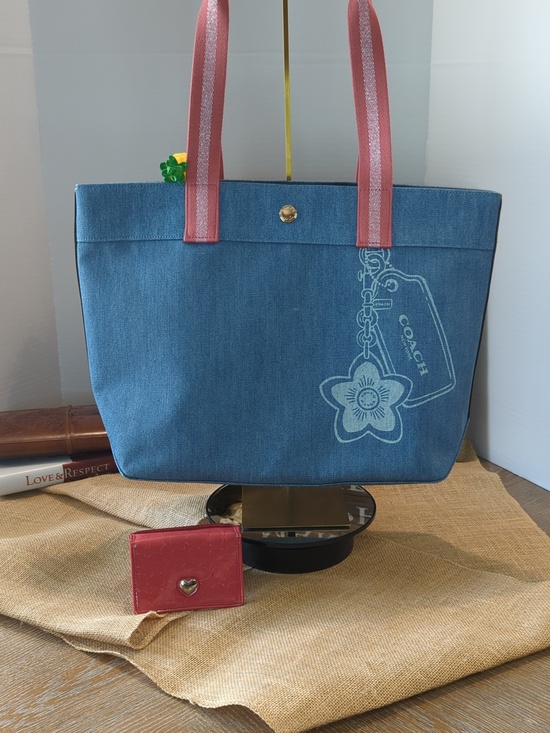 Coach Handbags - Coach Blue Denim Tote w/ Vachetta, care card/ free coach patent pink wallet